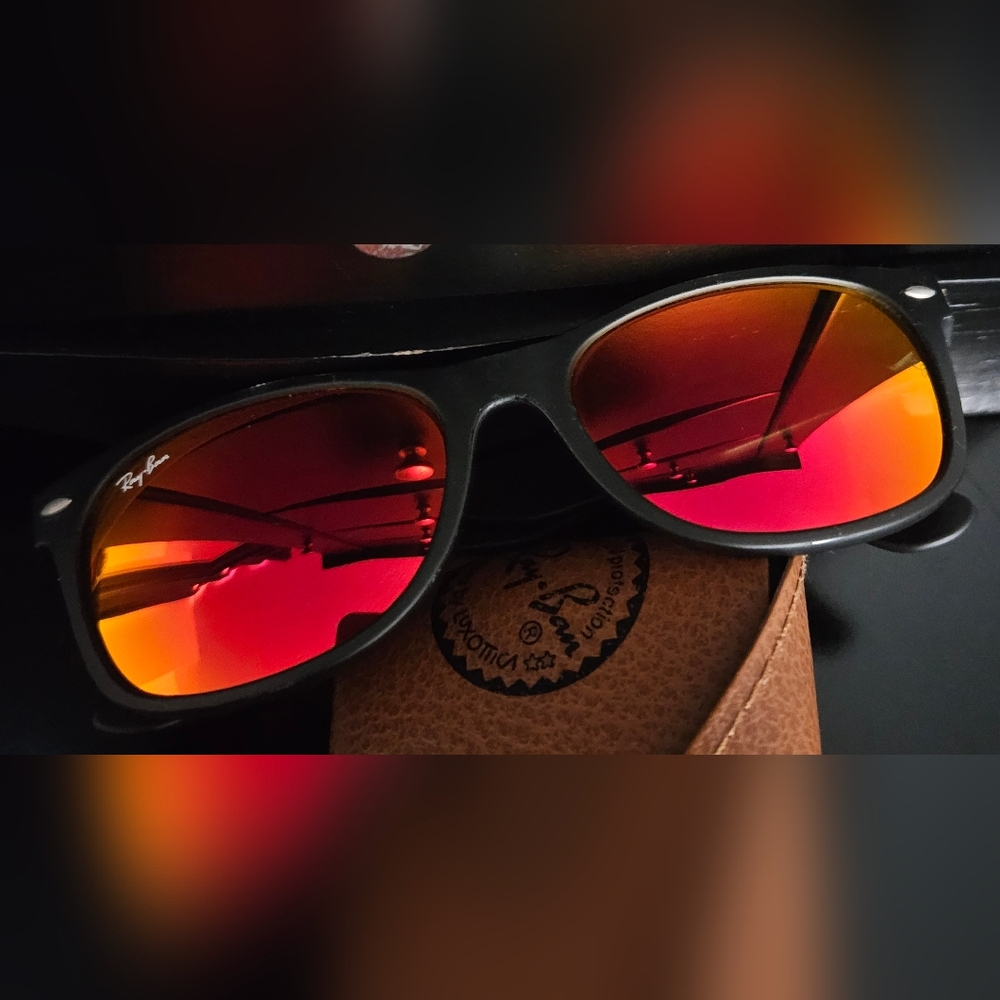 Ray-Ban RB2132 Wayfarer Sunglasses